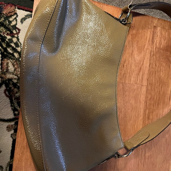 Liz & Co. tan purse - Picture 3 of 5